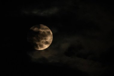 Rio de Janeiro (RJ), Brezilya 09 / 16 / 2024 - Bu Perşembe (10 / 17), Avcı Ayı olarak da bilinen Ekim Dolunayı meydana gelir. Ancak bu, bazı özellikleri olan bir Ay. Birincisi, çünkü bu bir Süper Ay. (erica martin / thenews2)
