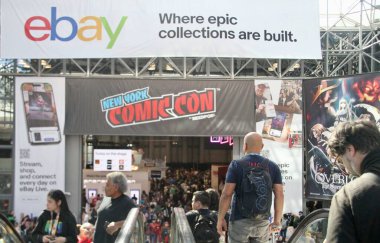 17 Ekim 2024, New York, ABD: The New York Comic Con 2024 'ün kalabalık ilk günü 17-20 Ekim 2024 tarihleri arasında Manhattan, New York' taki Javits Kongre Merkezi 'nde gerçekleşti. (niyi fote / the new ws2)