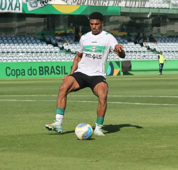 CURITIBA (PR), 10 / 17 / 2024 - SOCCER / BRAZILIAN CUP / SUB 20 / CORITIBA VS PALMEIRAS - Çekimler Coritiba ve Palmeiras arasındaki maç sırasında çekildi Brezilya Kupası 20.)