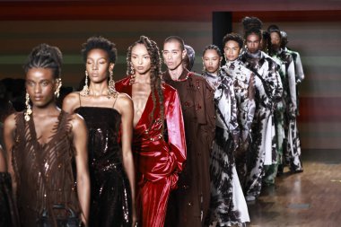 Sao Paulo (SP), 10 / 18 / 2024 - SPFW N58 / SHOW / FASHION / FASHION Moda Show by the Apartamento 03 brand at Sao Paulo Fashion Week, SPFW n58, which vuku bulan bu Cuma, 18 Ekim 2024. (Fotoğraf: Leco Viana / Thenews2)