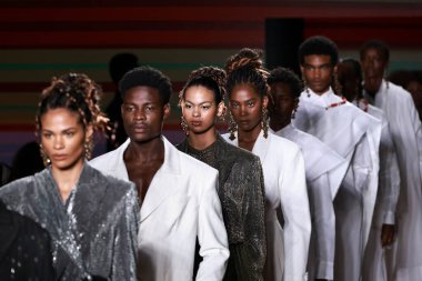 Sao Paulo (SP), 10 / 18 / 2024 - SPFW N58 / SHOW / FASHION / FASHION Moda Show by the Apartamento 03 brand at Sao Paulo Fashion Week, SPFW n58, which vuku bulan bu Cuma, 18 Ekim 2024. (Fotoğraf: Leco Viana / Thenews2)