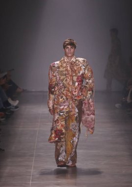 Sao Paulo (SP), 10 / 18 / 2024 - Sao Paulo Moda Haftası 'nın beşinci gününde Sou de Algodao moda gösterisi (SPFW), Brezilya Kültür Pavyonu' nda, başkentin güneyinde, Ibirapuera Park 'ta. 