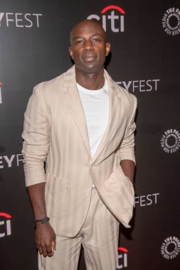 NEW YORK, ABD - 20 Ekim 2024: David Gyasi PaleyFest 2024 'te The Paley Museum' da (M10 / Thenews2) 