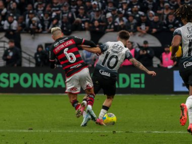 Sao Paulo (SP), 10 / 20 / 2024 - BRAZIL CUP / CORINTHIANS VS FLAMENGO - Oyuncu Ayrton Lucas, Corinthians ve Flamengo arasındaki maç sırasında, Brezilya Futbol Kupası 'nın yarı finalinin ikinci ayağı (Tomze Fonseca / Thenews2)  