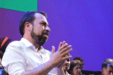 Sao Paulo (SP), Brazik 10 / 22 / 2024 - Sao Paulo belediye başkanı adayı Guilherme Boulos (PSOL) Cumhurbaşkanı Yardımcısı Geraldo Alckmin (PSB), belediye başkan yardımcısı adayı Marta Suplicy, Bakan Marcio Franca (leandro chemalle))