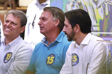 Sao Paulo (SP), 10 / 22 / 2024 - Aday Ricardo Nunes (MDB), eski başkan Jair Bolsonaro, vali Tarcisio de Freitas, MDB Baleia Rossi 'nin başkanı ve eski başkan Michel Temer ile öğle yemeğine katıldı. (Leco Viana / Newws2)