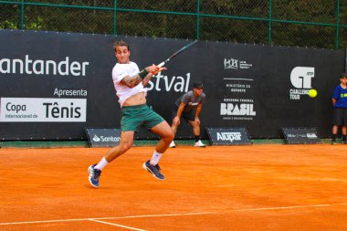 CURITIBA (PR) Brazil 10 / 22 / 2024 - ATP Challenger de Curitiba 'nın ilk turunda, tenis oyuncusu Felipe Meligeni Graciosa Country Club (edson de souza / theenews2)