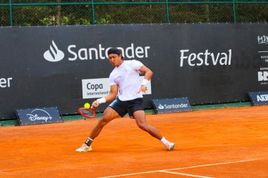 CURITIBA (PR) Brazil 10 / 22 / 2024 - ATP Challenger de Curitiba 'nın ilk turunda, tenis oyuncusu Felipe Meligeni Graciosa Country Club (edson de souza / theenews2)