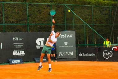 CURITIBA (PR) Brazil 10 / 22 / 2024 - ATP Challenger de Curitiba 'nın ilk turunda, tenis oyuncusu Felipe Meligeni Graciosa Country Club (edson de souza / theenews2)