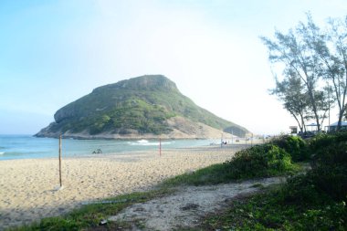 Rio de janeiro (rj), Brazil 10/23/2024 - fans of pearol from uruguay (uru) caused chaos on the shore of recreio dos bandeirantes beach, in the west zone of rio de janeiro, this wednesday morning (23). (fausto maia / thenews2) clipart