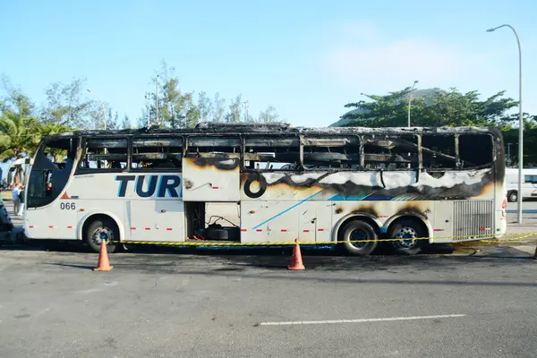 Rio de Janeiro (rj), Brezilya 10 / 23 / 2024 - uruguay 'dan (uru) gelen Pearl taraftarları, bu çarşamba sabahı Rio de Janeiro' nun batı bölgesinde, recreio dos bandeirantes plajında kaosa yol açtı. (fausto maia / thenews2)