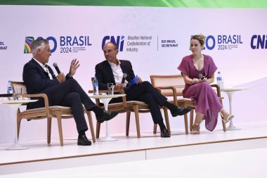 Sao paulo (sp), 10/24/2024  b20/summit/brasil- nubank ceo livia chanes, bob sternfels, global partner mckinsey and jon huntsman vice chairman and president for strategic growth mastercard, during the dialogue 