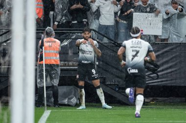 Sao Paulo (sp), Brezilya 10 / 24 / 2024 - Yuri Alberto, Corinthians ve race-arg arasındaki maçta attığı golü kutluyor, Conmebol sulamericana yarı finalinin ilk ayağı (ronaldo barreto / theenews2)