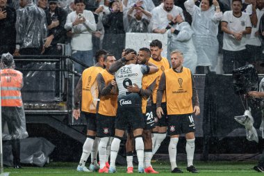 Sao Paulo (sp), Brezilya 10 / 24 / 2024 - Yuri Alberto, Corinthians ve race-arg arasındaki maçta attığı golü kutluyor, Conmebol sulamericana yarı finalinin ilk ayağı (ronaldo barreto / theenews2)