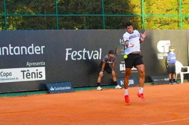 Curitiba (pr), Brazil 10 / 25 / 2024 - Atp Challenger Curitiba tenisçisi Gustavo Heide çeyrek finalleri için Brezilya düellosu arkadaşı Alves 6 / 3 6 / 7 6 / 2 'yi yendi (Edson de souza / thenews2)