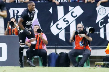 Fortaleza (ce), 10 / 26 / 2024-saulo mineiro from ceara score ve Céara (ce) x paysandu (pa) arasındaki maçtaki golünü, 2024 Brezilya şampiyonluk serisi b 'nin 34. turu için kutlar. (Lc Moreira / Thews2)