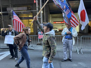 27 Ekim 2024, New York, ABD: Manhattan, New York 'taki Madison Square Garden' da düzenlenen ve birçok koz destekçisini çeken ikonik miting (niyi fote / theenews2)