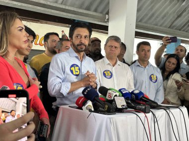 Sao Paulo (sp), Brezilya 10 / 27 / 2024 - Ricardo rahibelerinin (mdb) yeniden seçilmesi için aday, Socorro 'daki ee don duarte leopoldo e silva devlet okulunda (oslaim brito / theenews2)