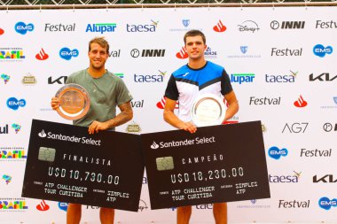 Curitiba, 10 / 27 / 2024 - ATP Challenger Curitiba Ödülleri töreninde, tenisçi Jaime Faria (por) şampiyon oldu ve 100 puan kazandı ve finalist fellipe meligeni (bra) 50 puan kazandı. (Edson de souza / The Newws2)