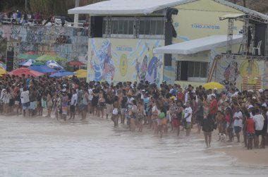 Natal (rn), Brazil 10 / 31 / 2024 sörfçü ve olimpiyat şampiyonu italo ferreira, natal, nr kentindeki Miami plajında düzenlenen bir yarışma sırasında, sörfçü B sörf turunun son aşamasında üçüncü safhaya ilerler (jose aldenir / thenews2)