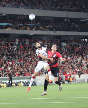 Curitiba (Pr), Brezilya 11 / 02 / 2024 taraftarları Cumartesi gecesi ligga arena 'da Brezilya serisinin 32. turu için geçerli olan atletizo ve vitoria arasında oynanan karşılaşmada (2). (Edson De Souza / Yeniler 2)