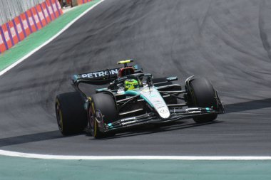 Sao Paulo (sp), Brezilya 11 / 02 / 2024 lewis hamilton # 44, sao paulo gp yarışında, bu cumartesi (2), sao paulo paulo 'nun başkentinin güney bölgesinde (julio dpaula / thenews2)
