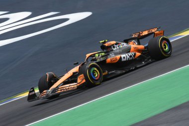 Sao Paulo (sp), Brezilya 11 / 02 / 2024 pilot Lando Norris - mclaren # 4 Bu cumartesi, Interlagos yarış pistinde (julio dpaula / thenews2) gerçekleştirilen sao paulo gp sprint yarışında)