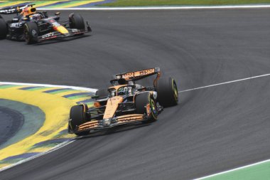 Sao Paulo (sp), Brezilya 11 / 02 / 2024 sürücü oscar piastri sao paulo gp sprint yarışında, bu cumartesi (2), başkent Sao Paulo 'nun güney bölgesinde (julio dpaula / thenews2)