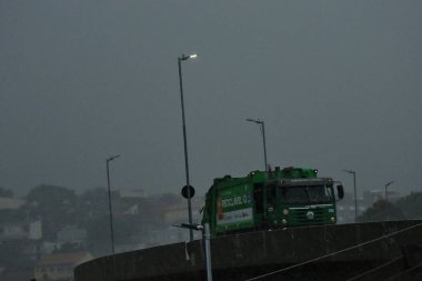 Sao paulo (sp), Brazil 11/02/2024 - climate/weather/rain/sp - heavy rain causes flooding, traffic lights turned off and power outages on m'boi mirim and luiz gushiken avenues in the south zone of sao paulo (leandro chemalle / thenews2) clipart