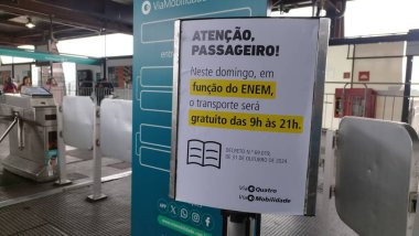 Sao Paulo (sp), 11 / 03 / 2024 - eğitim / enem / giriş / öğrenciler / sp - ulusal lise sınavının ilk sınavına girecek öğrenciler için kapılar açıldı - enem at the cruzeiro do sul University in santo amaro (Leandro Chemalle / thenews2)