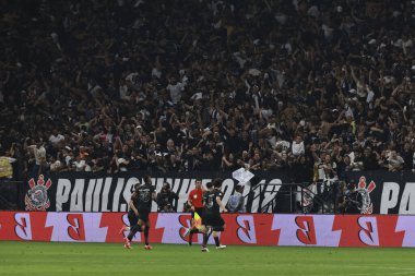 Sao Paulo (sp), 11 / 04 / 2024 - Brezilya / Corinthians vs palmeiras garro skorları ve 2024 Brezilya futbol şampiyonasının 32. turu için geçerli olan Corinthians ve palmeiras arasındaki maçtaki golünü kutluyor (leco viana / thews2)