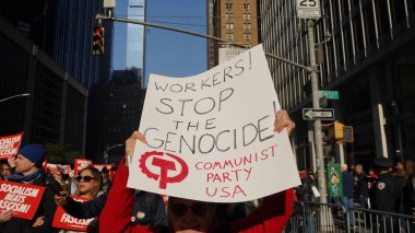 9 Kasım 2024, New York, ABD: aktivistler, seçilmiş başkan Donald Trump 'ın politikalarını kınamayı planlıyor, Columbus Sirki' nde (Niyi fote / the Newws2)