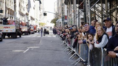 New York Şehri Gaziler Günü geçit töreni. 11 Kasım 2024, New York, ABD: New York Şehri Gaziler Günü 26. ve 5. caddelerin batısından 45. Cadde 'ye kadar New York Belediye Başkanı (Jose Francisco / the Newws2) 