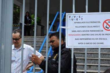 Sao Paulo (sp), 11 / 17 / 2024 - eğitim / giriş sınavı / fuest / sp. - Öğrenciler en hızlı 2025 'in ilk aşamasına geçmek için geliyorlar. Ülkedeki en büyük giriş sınavı USP' deki yerler için yarışıyor. (Leandro Chemalle / Yeniler 2)