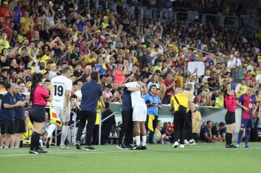 Curitiba (pr), 11 / 17 / 2024 - hastane pequeno Principe / legends Pele / barcelona-player richarlyson, bir yardım maçında pequeno Principe ve Barca efsaneleri arasında oynanan karşılaşmada bir gol kutluyor (Edson De Souza / Thenews2)
