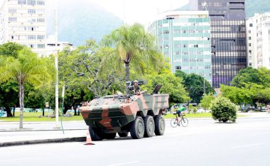 Rio de Janeiro (rj), 11 / 17 / 2024 - Botafogo ve copacabana arasında 17 Kasım 2024 günü öğleden sonra Rio de Janeiro şehrinde çekilen sosyal g20 görüntüleri için güvenlik hareketi. (Onofre Veras / Yeni2)