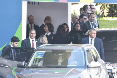 Rio de janeiro (rj), 11/18/2024 - audrey azoulay, director-general of unesco, arrives where the g20 leaders summit will take place on the 18th and 19th, at the museum of modern art (mam), november 18, 2024. (Leco Viana/Thenews2)      clipart