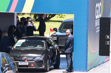 Rio de janeiro (rj), 18/11/2024 - arrival of Chinese President Xi Jinping for the G20 leaders summit on the 18th and 19th, at the Museum of Modern Art (MAM), November 18, 2024.  (Leco Viana/Thenews2)         clipart