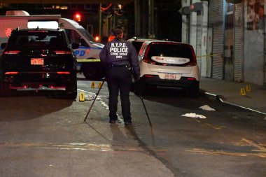 Tompkinsville, Staten Island, New York, USA: November 20, 2024 - at approximately 4:53 pm wednesday afternoon, 32-year-old man fatally stabbed in the chest on bay street and wave street in tompkinsville section.(kyle mazza/thenews2) clipart