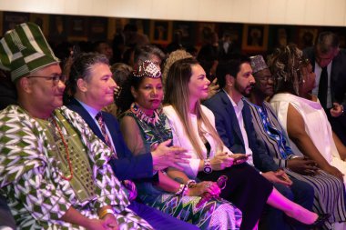 Sao Paulo, (sp) Brazil 11 / 21 / 2024 - Kongo Cumhuriyeti Kraliçesi the Republic of Mayor ricardo nunes ve eşi Regina nunes (fabricio bomjardim / thenews2)