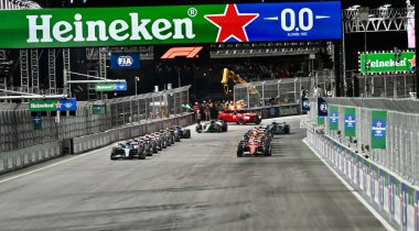Formula 1 Heineken Gümüş Las Vegas Grand Prix. 23 Kasım 2024, Las Vegas, Nevada, ABD: Sürücüler Las Vegas Strip Pisti 'nde gerçekleşen Formula 1 Las Vegas Grand Prix' sini kimin kazanacağına karar vermek için yarışıyorlar. (niyi fote / theenews)