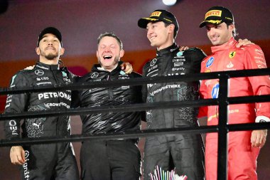 23 Kasım 2024, Las Vegas, Nevada, ABD: Mercedes 'li George Russell Las Vegas Strip Circuit' te düzenlenen Formula 1 Las Vegas Grand Prix 'sini kazandı. (niyi fote / theenews)