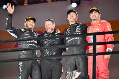 23 Kasım 2024, Las Vegas, Nevada, ABD: Mercedes 'li George Russell Las Vegas Strip Circuit' te düzenlenen Formula 1 Las Vegas Grand Prix 'sini kazandı. (niyi fote / theenews)