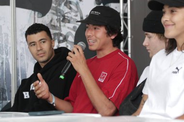 Sao Paulo, Brezilya: 11.22.2024 - kaykaycılar pedro barros, isadora pacheco, augusto akio, kalani konig, isabelly avila ve ivan Monteiro ile birlikte Stu Parkı 'ndaki villa Lobos Parkı' nda basın toplantısı. (Fabricio Bomjardim / The Newws2)    