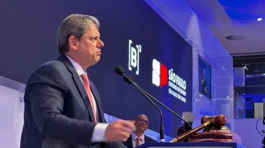 Sao Paulo, Brezilya 11 / 28 / 2024 - São Paulo Tarcisio de freitas şehrinin valisi nova raposo tavares 'in b3' teki açık artırma sırasında (oslaim brito / theenews2) 