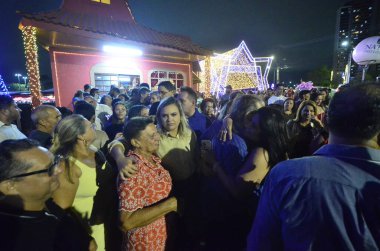 Natal (rn), Brezilya 12 / 02 / 2024 - bu Pazartesi gecesi, 2 Kasım 2024 'te, Banliyö Mahallesi' ndeki yılbaşı ağacının ışıklandırılmasıyla gerçekleştirilen natal şehri. (jose aldenir / the new ws2)