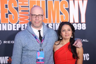 5 Aralık 2024, New York, ABD: 2024 Dünya prömiyer açılış gecesi sunumunun yer aldığı filmlerle dans ediyor. 2024 film perileriyle dans, turuncu halı filmleri ve film yapımcılarının açılış gecesi. (Jose Francisco\ yeni2)) 