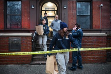 Manhattan, New York, ABD - 28 Aralık 2024: 35, Manhattan, New York 'un 49. caddesindeki Hells Kitchen bölümünde vurularak öldürüldü. Cumartesi sabahı saat 2: 54 sularında polis 332 Batı 'ya intikal etti. (Kyle Mazza / Newws2)