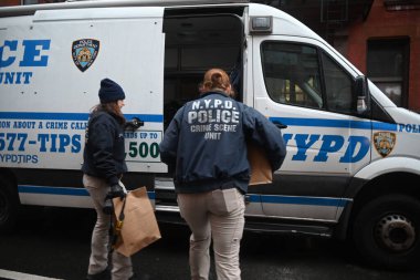 Manhattan, New York, ABD - 28 Aralık 2024: 35, Manhattan, New York 'un 49. caddesindeki Hells Kitchen bölümünde vurularak öldürüldü. Cumartesi sabahı saat 2: 54 sularında polis 332 Batı 'ya intikal etti. (Kyle Mazza / Newws2)