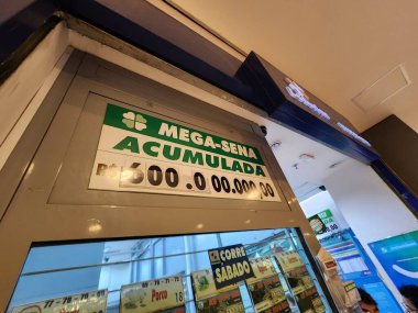 Sao Paulo (sp), 12 / 30 / 2024 - bahisçiler bu pazartesi günü Sao Paulo 'daki alışveriş cidade sao paulo' daki piyango dükkanında mega da virada için bahis oynuyorlar. (Leco Viana / Newws2)